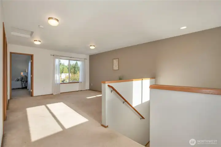 Bonus loft upstairs
