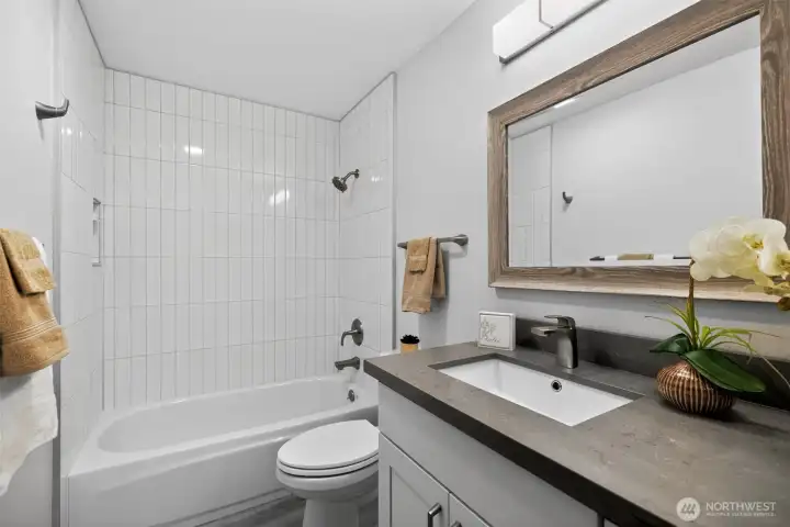 Spa like main bathroom