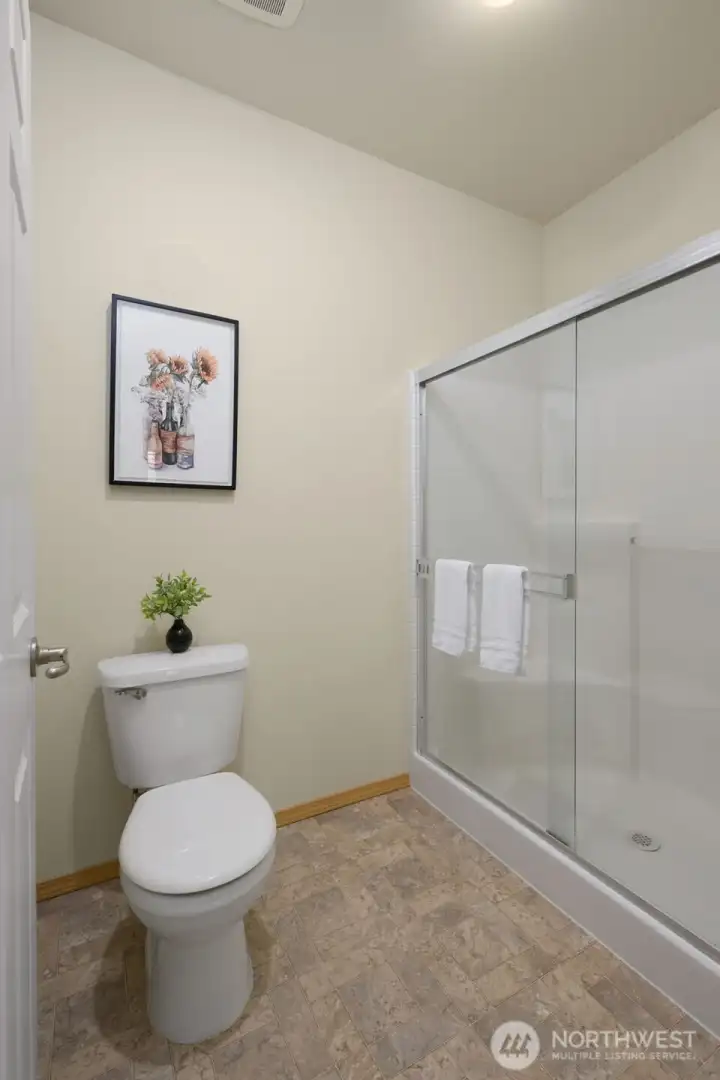 Primary bathroom & large walk-in shower