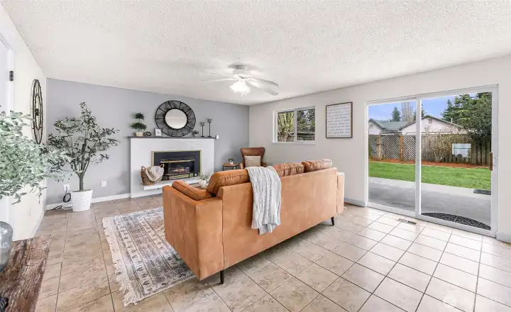 Gathering room with direct access to fenced in back yard