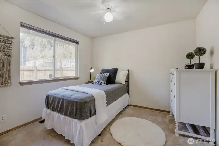 2nd bedroom