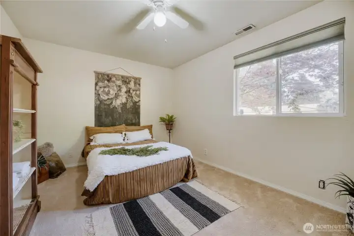 3rd bedroom or large Family room