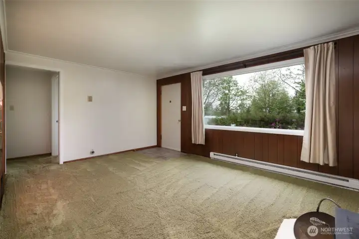 Newer vinyl windows throughout