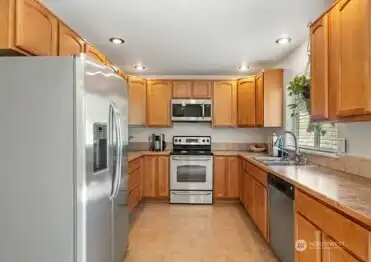 Complete Kitchen view