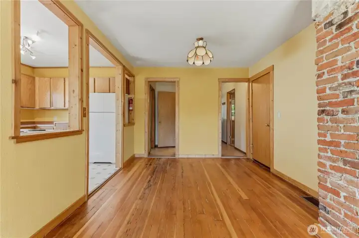 Dining area adjoining kitchen & living room.