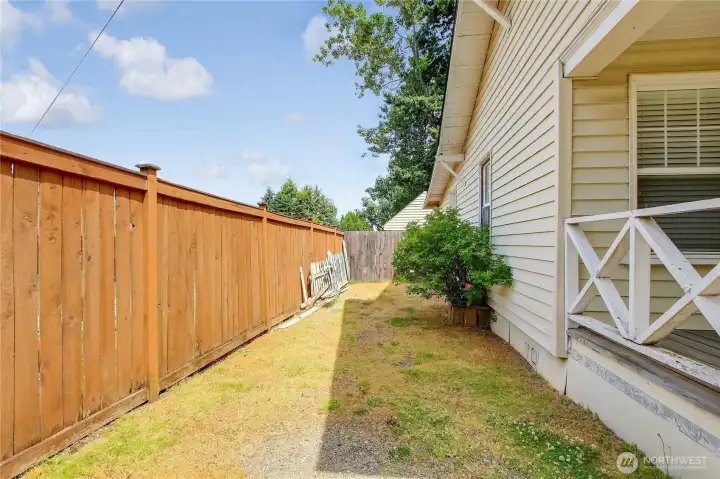 Side of house/ front area