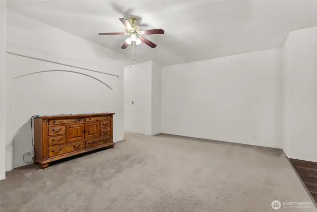 Dining room/Family room