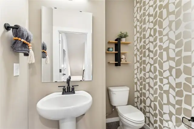 For representation only.  Features, colors, and selections may differ from photograph. See site agent for details.