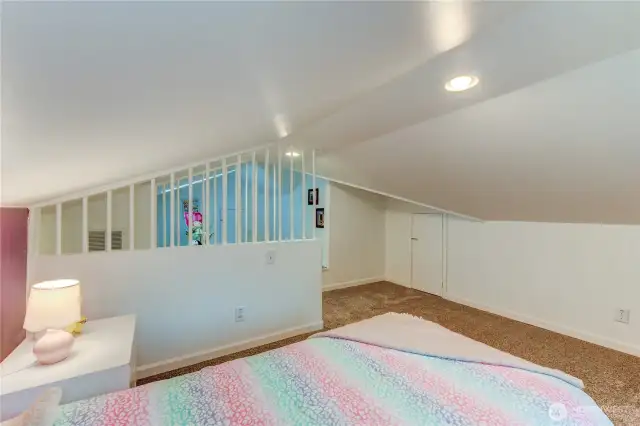 Upstairs bedroom.