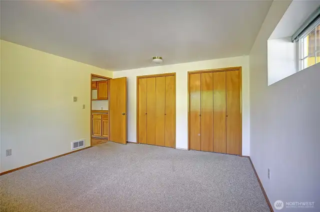 bedroom just off on main landing downstaris