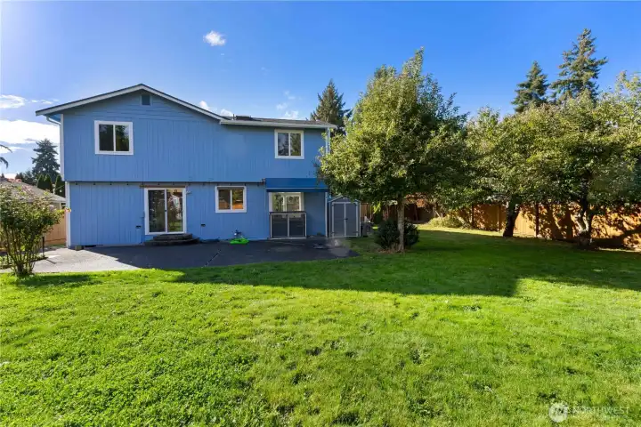 Expansive private yard.