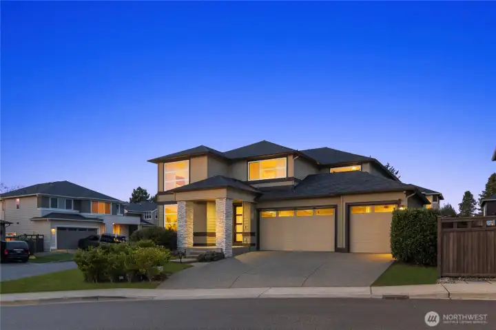 Welcome to this stunning MainVue home in Lea Hill!