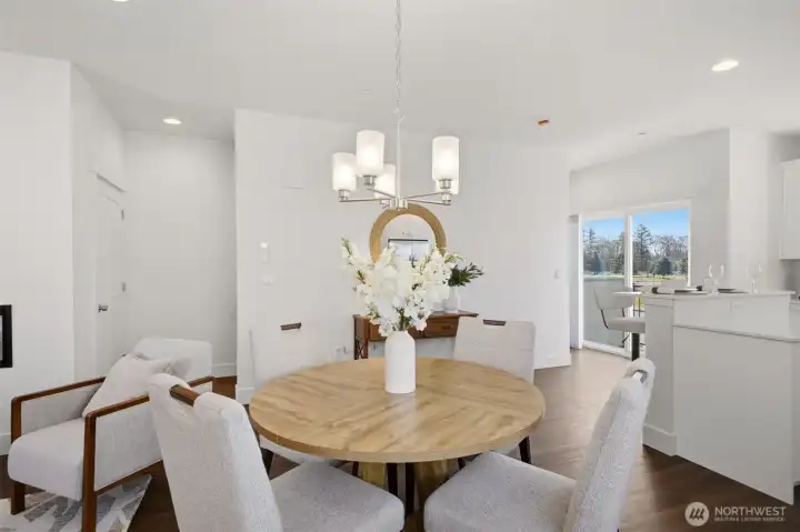 Open Dining Area (2nd floor – Model Home)