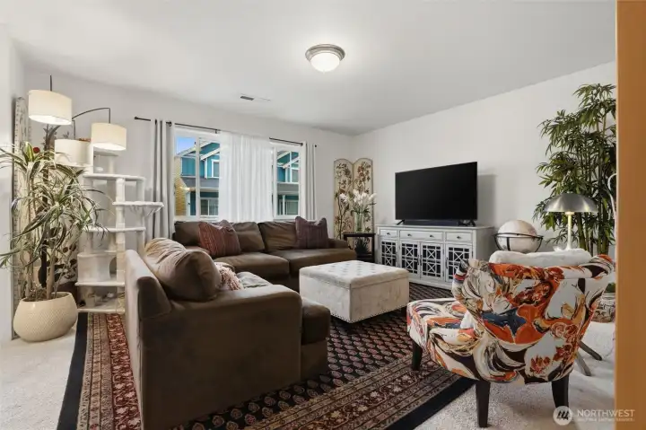 Good sized living room.