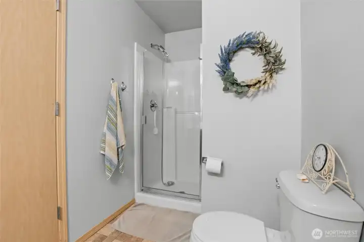 2nd Primary 3/4 Bath Upstairs