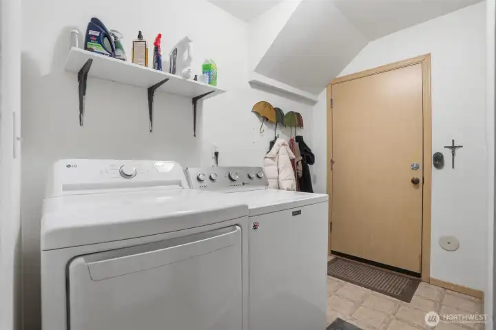 Washer and Dryer on the lower level