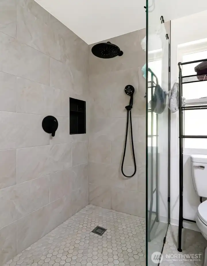 3/4 bath cont'd 3/4 bath cont'd