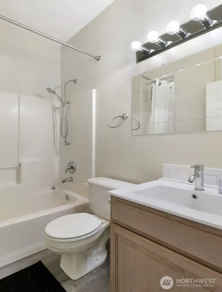 Full bath Full bath