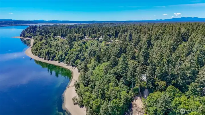 Island living at its best! Island living at its best!