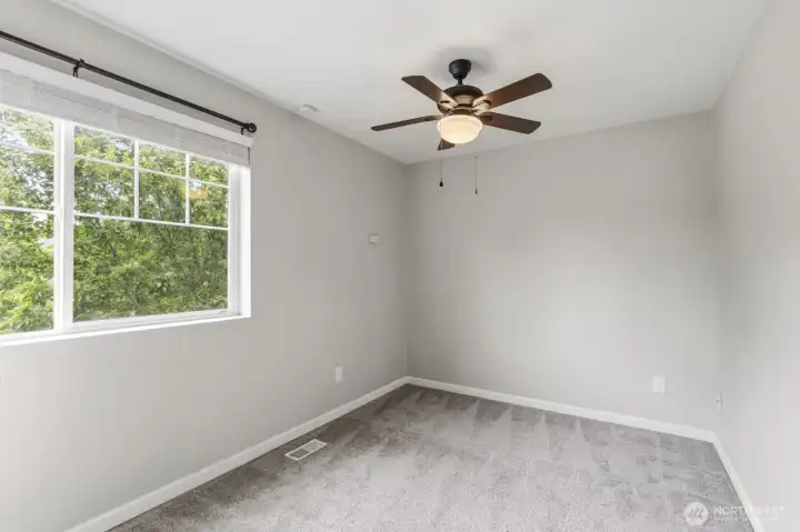 (Upstairs) bedroom 2