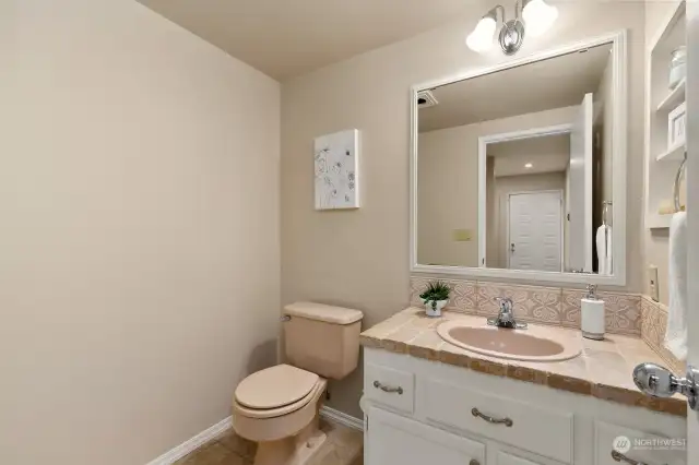 Powder room on entry level.