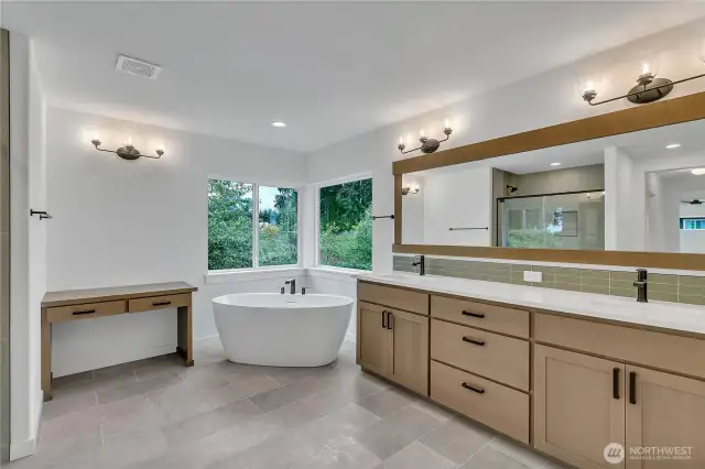 Pictures are for illustartion purposes only and are of previously built home of the same floor plan. Some features and finishes may be upgrades.