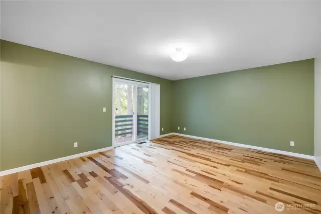 Flex room - Slider to small deck