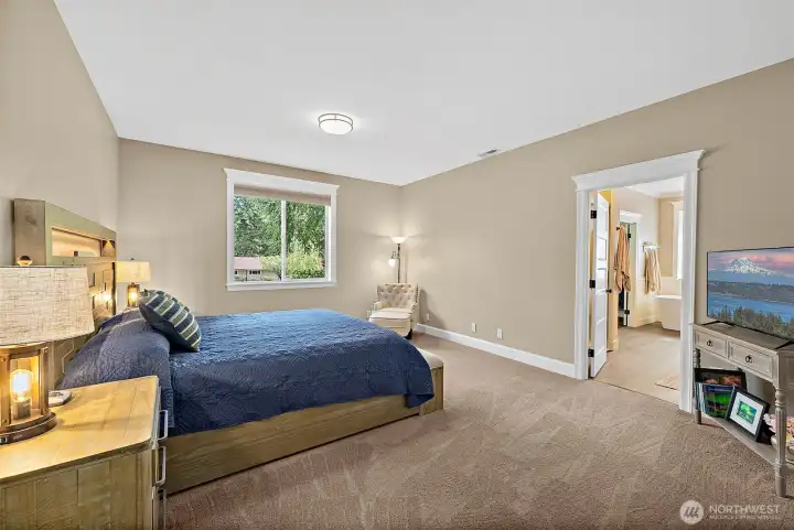 Primary suite