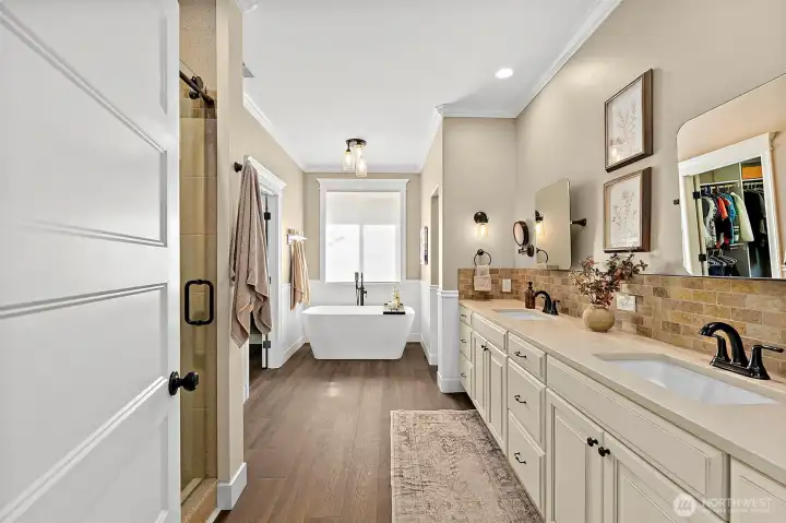 Enter your beautiful 5 Piece Primary bathroom