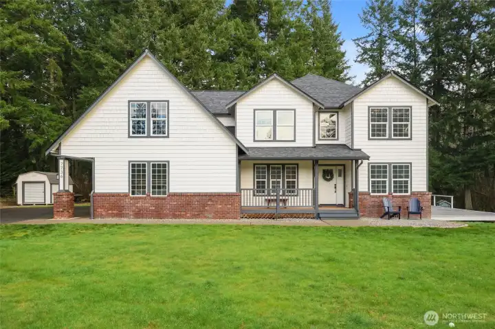 If you're looking for space, seclusion, acreage and yet "not too far" from city life ... THIS IS IT!!