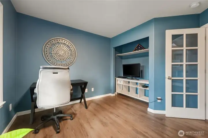 Storage area in the den ...