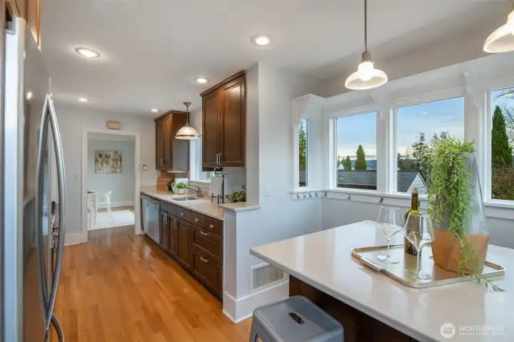 Bright light throughout the kitchen