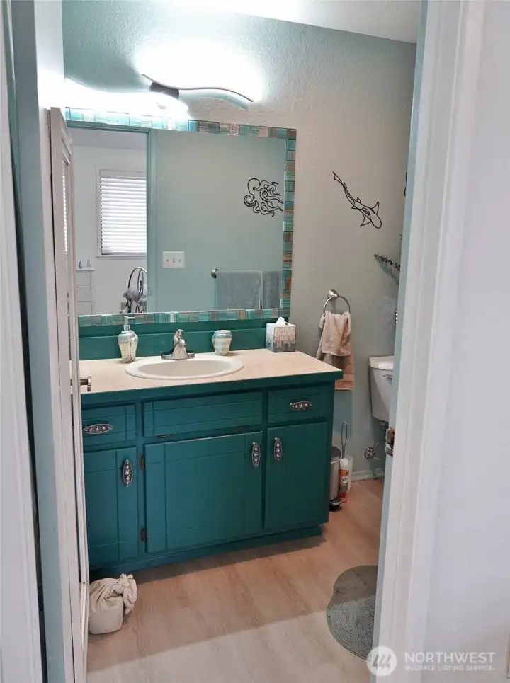 Full Bathroom.