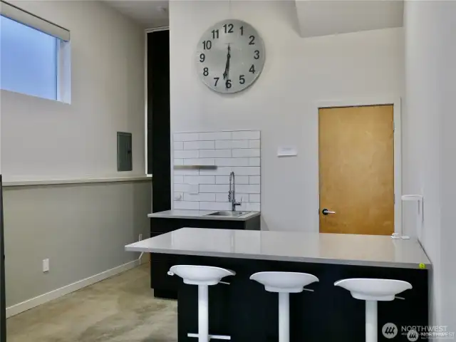Main floor retail or kitchenette