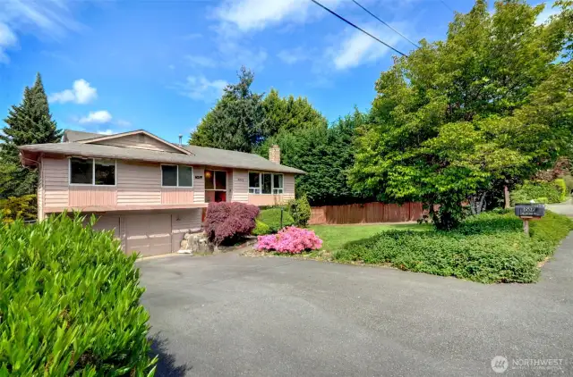 Beautiful established landscaped yard situated on dead end street with several newer homes.