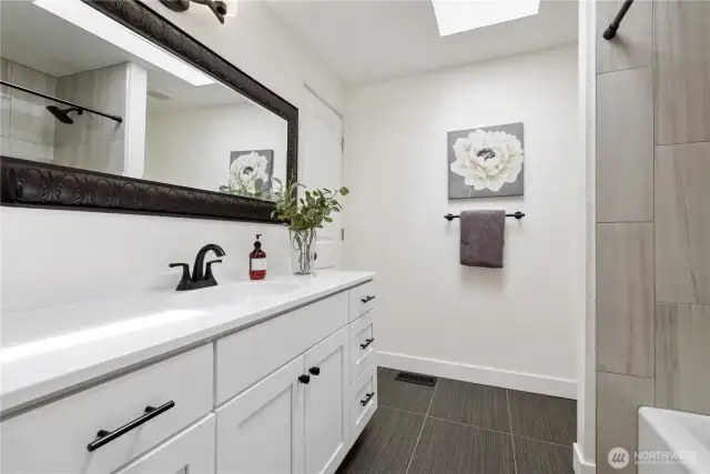Full Hallway Bath