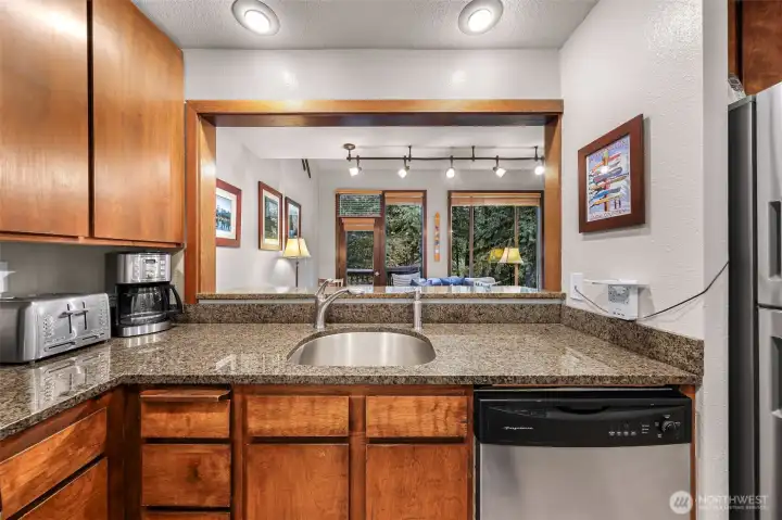 Beautiful, Upgraded Granite Countertops