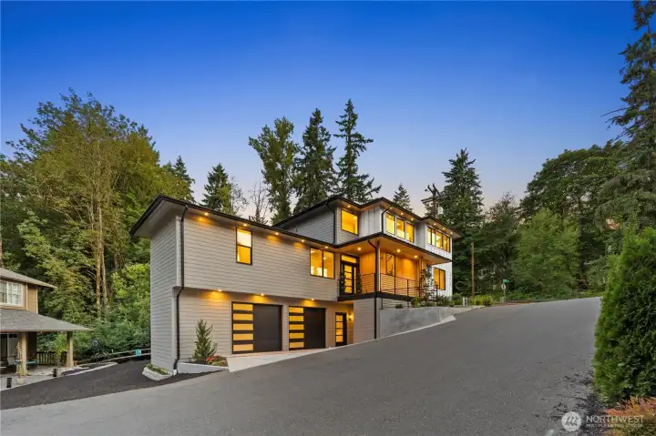 Welcome to this brand new home built by VN Construction in Kenmore!