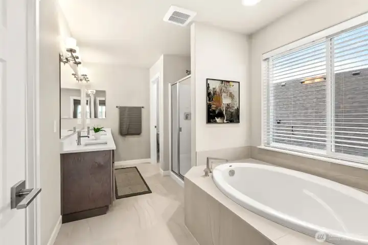 Virtually staged picture. Virtually staged picture.