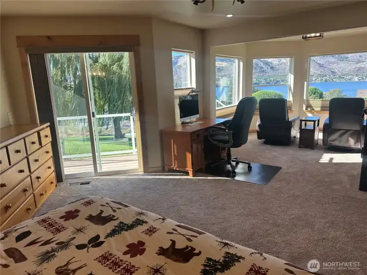 Main Level Master Bedroom Suite