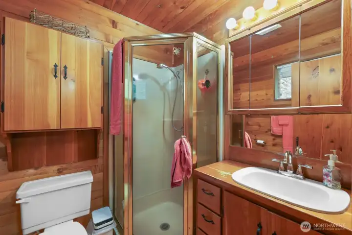 3/4 Bath off of primary