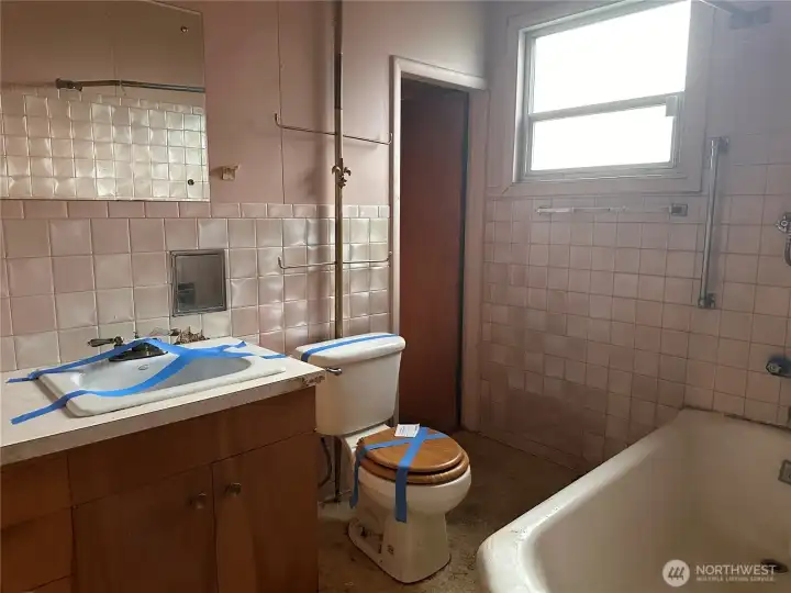 downstairs full bath