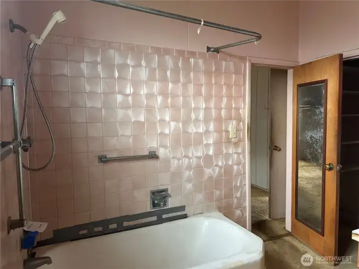 downstairs full bath