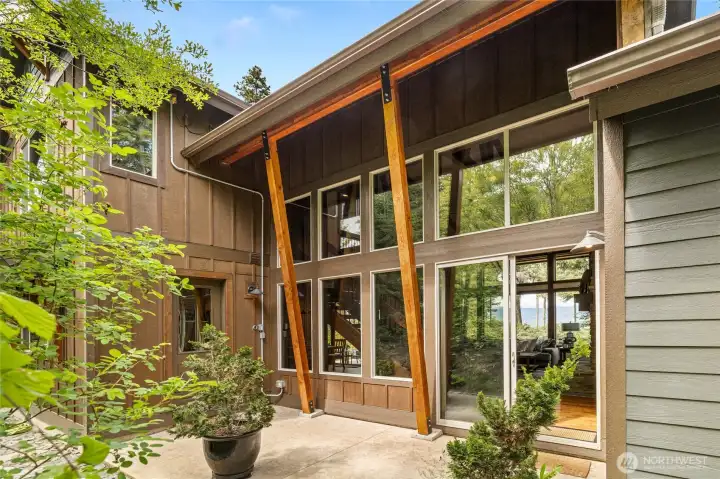 South side patio offers excellent privacy, perfect for relaxing or entertaining.
