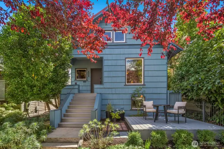 Classic 1909 curb appeal meets careful modern updates at this Craftsman-turned-Duplex, creating a property that's equally suited for owner-occupants and savvy investors alike.