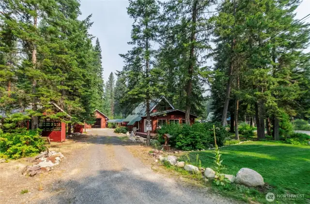 Level Gravel Driveway for Easy Winter Access    The level gravel driveway ensures hassle-free winter plowing and provides ample parking for you and your guests.