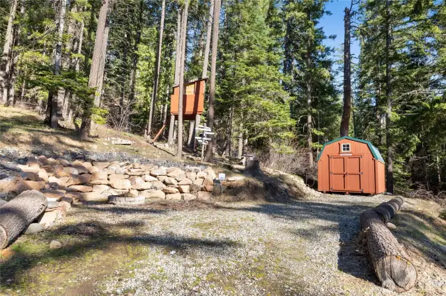 10x12 shed for extra storage.