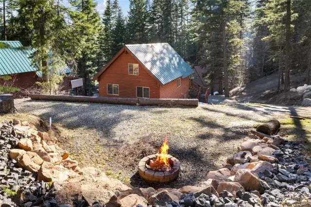 Great spot to sit around the fire!