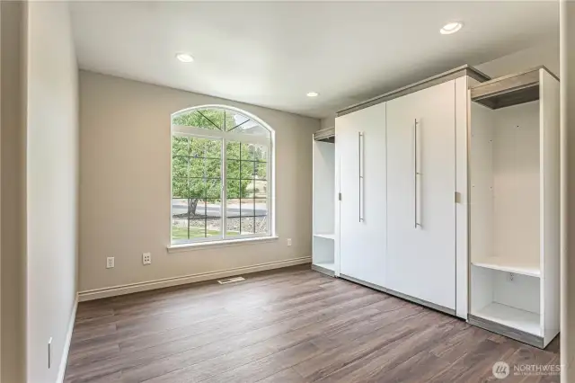 guest bedroom 1 with murphy bed