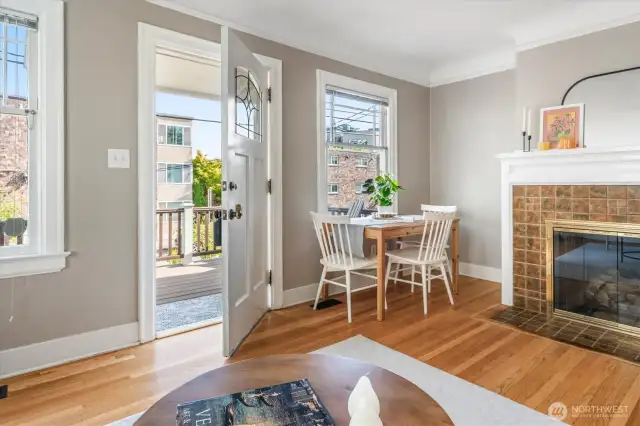 Welcome to this darling Green Lake Bungalow, complete with a gorgeous front door.